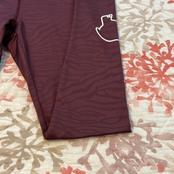 Ivory Ella Maroon colored Leggings, fabric has animal markings throughout - Picture 5 of 7